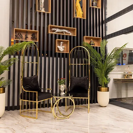 Westdoor Hotel 4*